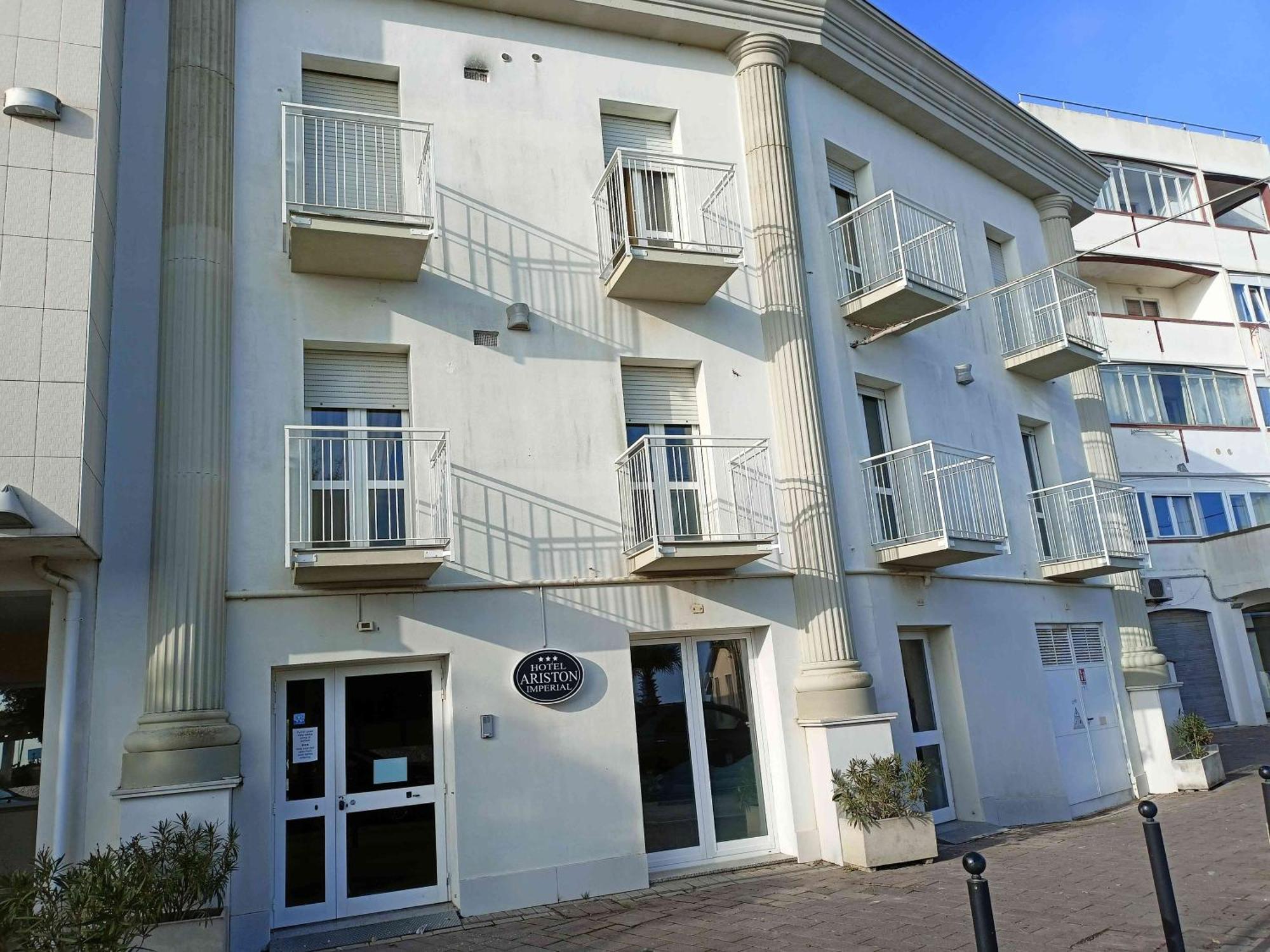 Hotel Ariston Imperial Porto Garibaldi Exterior foto